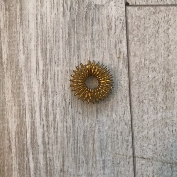 8 Fidget Rings - Picture 4 of 4